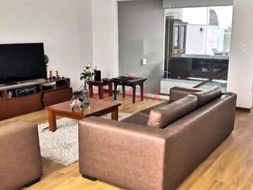 Duplex En Venta - Limite Miraflores Y San Isidro - Cerca Al Ovalo Gutierrez