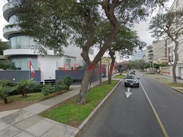 Duplex En Venta - Limite Miraflores Y San Isidro - Cerca Al Ovalo Gutierrez