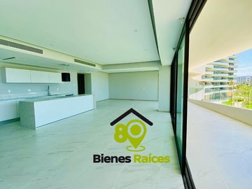 Depa CON PLAYA EN VENTA de 5 recámaras CON VISTA AL MAR