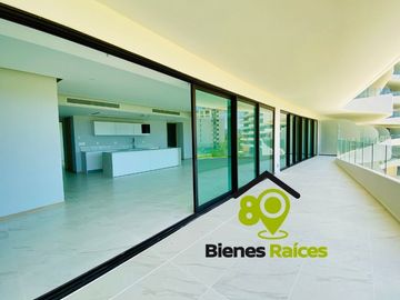 Depa CON PLAYA EN VENTA de 5 recámaras CON VISTA AL MAR