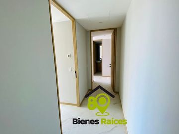 Depa CON PLAYA EN VENTA de 5 recámaras CON VISTA AL MAR