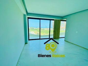 Depa CON PLAYA EN VENTA de 5 recámaras CON VISTA AL MAR