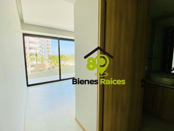 Depa CON PLAYA EN VENTA de 5 recámaras CON VISTA AL MAR