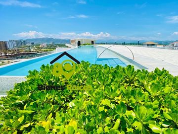 Depa CON PLAYA EN VENTA de 5 recámaras CON VISTA AL MAR