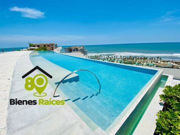 Depa CON PLAYA EN VENTA de 5 recámaras CON VISTA AL MAR