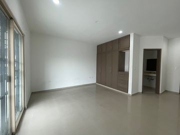 Casa en venta. Fraccionamiento Montecarlo, Villahermosa. Tabasco