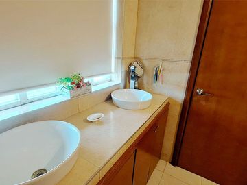 Casa en venta en Zona Plateada, con cinco habitaciones.