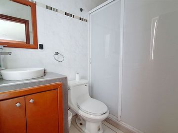 Casa en venta en Zona Plateada, con cinco habitaciones.