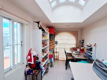 Casa en venta en Zona Plateada, con cinco habitaciones.