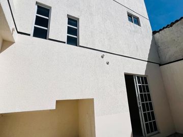 CASA EN VENTA EN EL VALLE DE LOS CHILLOS (SAN RAFAEL)