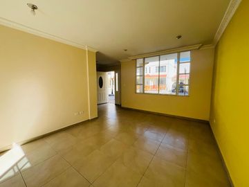 CASA EN VENTA EN EL VALLE DE LOS CHILLOS (SAN RAFAEL)
