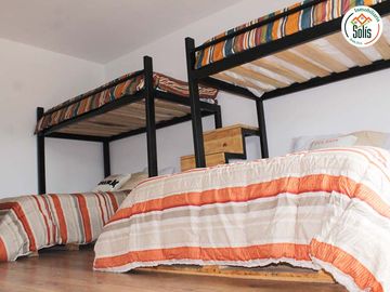 SE ALQUILA CASA VACACIONAL DE DOS PISOS CON ÁREA VERDE