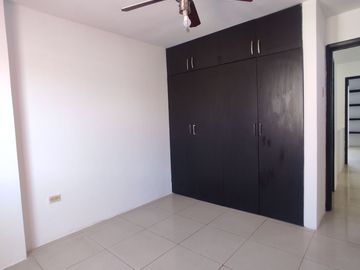 Casa de venta en via Salitre, Urbanización Cataluña