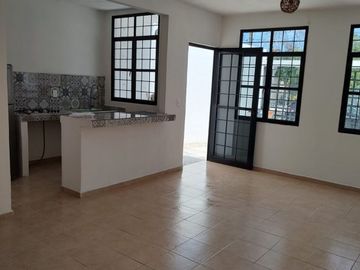 Casa en venta totalmente remodelada en Puerto Morelos Villas Morelos I