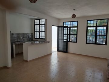 Casa en venta totalmente remodelada en Puerto Morelos Villas Morelos I