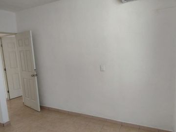 Casa en venta totalmente remodelada en Puerto Morelos Villas Morelos I