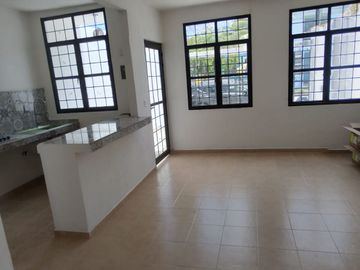 Casa en venta totalmente remodelada en Puerto Morelos Villas Morelos I