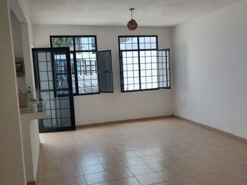 Casa en venta totalmente remodelada en Puerto Morelos Villas Morelos I