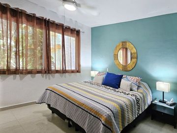 Departamento junto a la alberca, en venta, Pelícanos, Centro, Playa del Carmen
