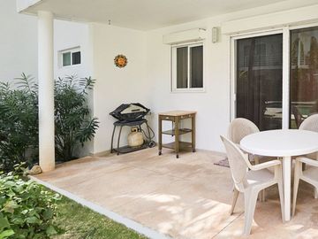 Departamento junto a la alberca, en venta, Pelícanos, Centro, Playa del Carmen