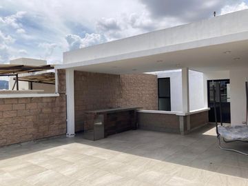 CASA EN VENTA VILLAMAGNA 5 HABITACIONES
