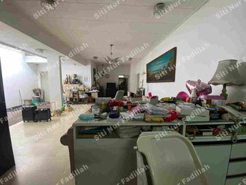 Rumah bagus luas di Gandaria