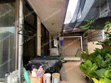 Rumah bagus luas di Gandaria