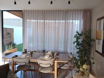 ¡VENTA DE CASA UNICAS 7 X 26!