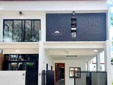 For Sale: 6BR House in Greenwoods Executive Village Cainta, Rizal