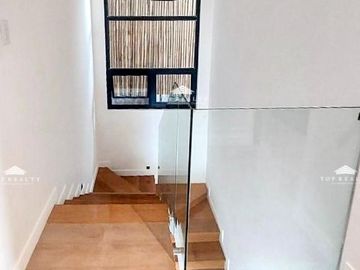 For Sale: 6BR House in Greenwoods Executive Village Cainta, Rizal