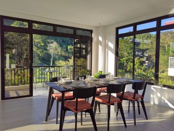 Luxury 5-Bedroom Home for Sale in Sun Valley, Antipolo City – Overlooking the Golf Course with High-End Amenities