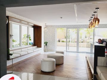 EN VENTA HERMOSO DEUPLEX EN CONDOMINIO EN CERRO COLORADO