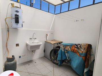 EN VENTA HERMOSO DEUPLEX EN CONDOMINIO EN CERRO COLORADO