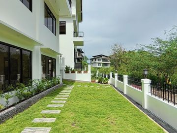 Luxurious 4-Bedroom Golf View Residence in Sun Valley, Antipolo City – Spacious Lot, Modern Living, Ready for Move-In