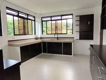 Luxurious 4-Bedroom Golf View Residence in Sun Valley, Antipolo City – Spacious Lot, Modern Living, Ready for Move-In