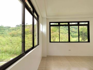 Luxurious 4-Bedroom Golf View Residence in Sun Valley, Antipolo City – Spacious Lot, Modern Living, Ready for Move-In