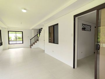 Luxurious 4-Bedroom Golf View Residence in Sun Valley, Antipolo City – Spacious Lot, Modern Living, Ready for Move-In