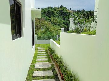 Luxurious 4-Bedroom Golf View Residence in Sun Valley, Antipolo City – Spacious Lot, Modern Living, Ready for Move-In