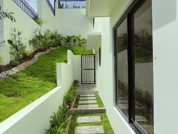 Luxurious 4-Bedroom Golf View Residence in Sun Valley, Antipolo City – Spacious Lot, Modern Living, Ready for Move-In