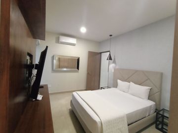Departamento en venta de 1 habitación, 2 baños completos, Distrito corazón Playa del Carmen, QUintana Roo, a pocos pasos de la quinta avenida.
