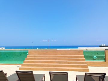 Departamento en venta de 1 habitación, 2 baños completos, Distrito corazón Playa del Carmen, QUintana Roo, a pocos pasos de la quinta avenida.