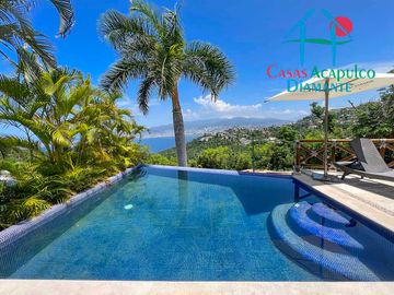 Casa en renta con terraza,  espectacular vista al mar y alberca privada