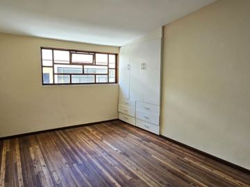 CASA RENTERA EN EL RECREO