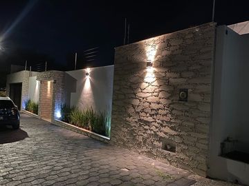 HERMOSA CASA EN VENTA EN BALCONES DE JURIQUILLA
