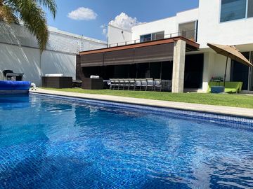 HERMOSA CASA EN VENTA EN BALCONES DE JURIQUILLA