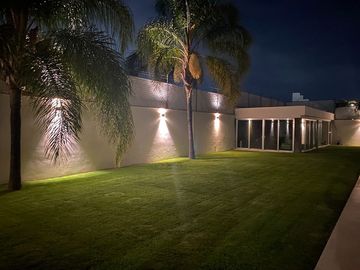 HERMOSA CASA EN VENTA EN BALCONES DE JURIQUILLA