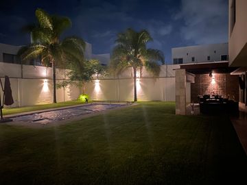 HERMOSA CASA EN VENTA EN BALCONES DE JURIQUILLA