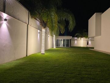 HERMOSA CASA EN VENTA EN BALCONES DE JURIQUILLA