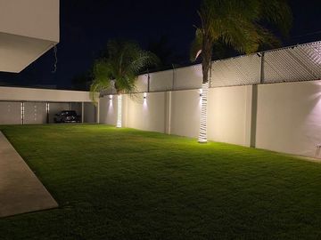 HERMOSA CASA EN VENTA EN BALCONES DE JURIQUILLA