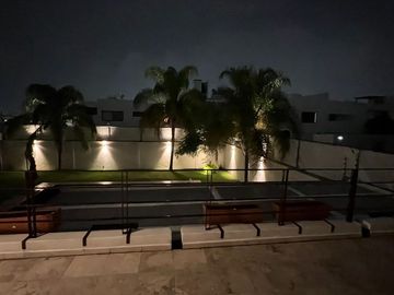 HERMOSA CASA EN VENTA EN BALCONES DE JURIQUILLA